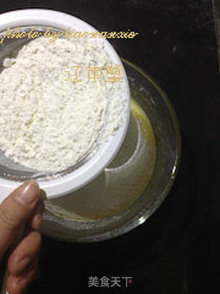 多层生日蛋糕的做法步骤:8