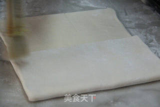 蝴蝶酥的做法步骤:7