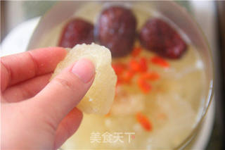 红枣枸杞银耳羹的做法步骤:5