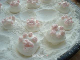 可爱猫爪棉花糖的做法步骤:11