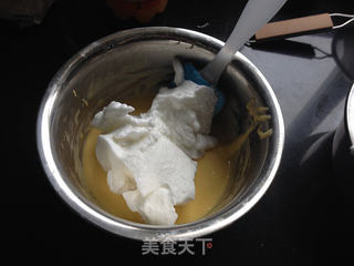 橙香戚风蛋糕的做法步骤:7