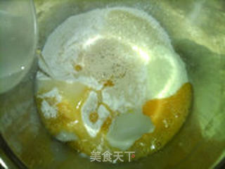 软糯甜甜圈的做法步骤:7