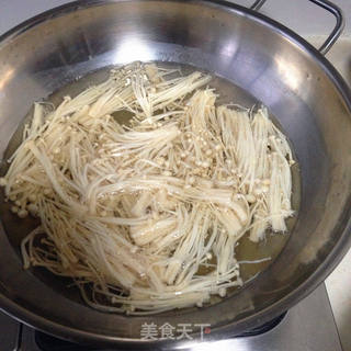 剁椒粉丝金针菇的做法步骤:5