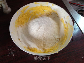 【葡萄干蛋黄奶酥】-----为心爱的人做心爱的饼干,满心欢喜的做法步骤:6