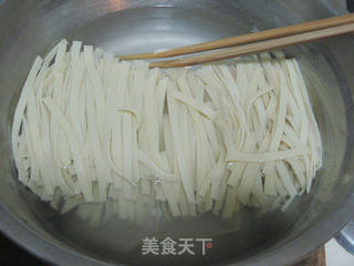 炝拌豆腐丝的做法步骤:3