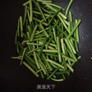 咖喱鱿鱼的做法步骤:4