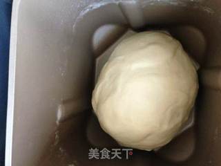牛奶圆面包的做法步骤:4