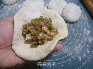 大葱牛肉馅馅饼的做法步骤:11