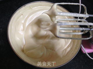 红糖戚风米蛋糕的做法步骤:2