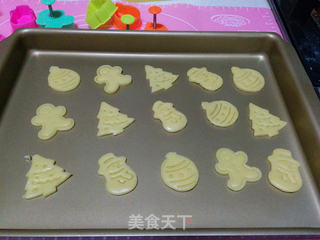 【圣诞树糖霜饼干】的做法步骤:11