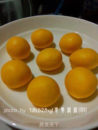 酥炸南瓜汤圆的做法步骤:4