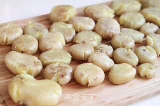 椒盐小土豆的做法步骤:4