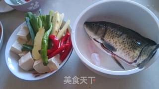 鲫鱼豆腐汤的做法步骤:2