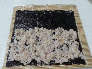 紫菜包饭 - 韩式紫菜包饭的做法步骤:4