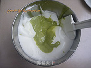 抹茶戚风的做法步骤:11