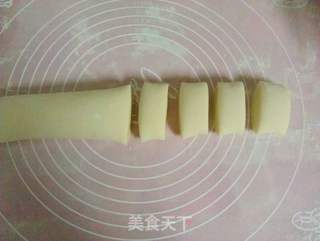 花样桃花馒头的做法步骤:5