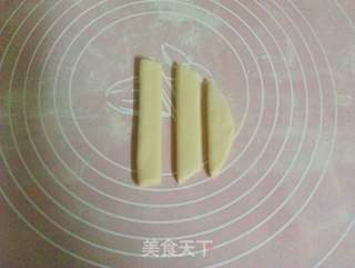 花样桃花馒头的做法步骤:8