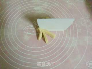 花样桃花馒头的做法步骤:10
