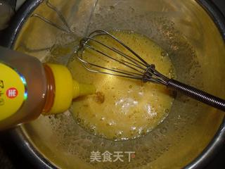 不用烤箱也能做的美味——水果松饼的做法步骤：2