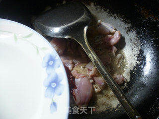 辣炒牛蛙的做法步骤：7