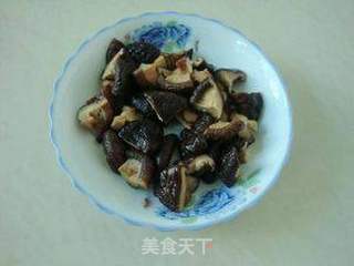 蚝油香菇西兰花的做法步骤:2
