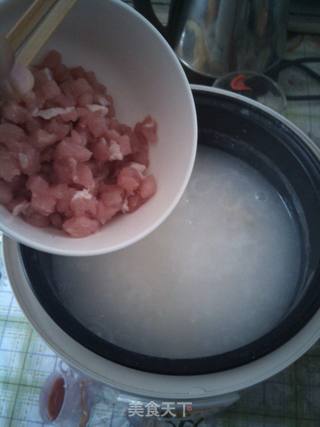 皮蛋瘦肉粥的做法步骤:7