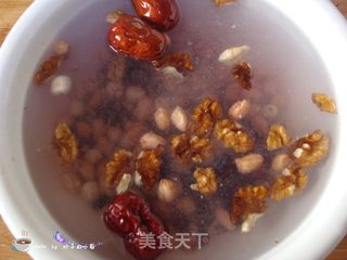 腊八粥的做法步骤:2