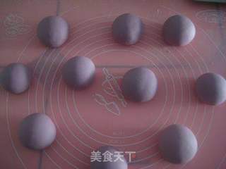 奶香紫薯馒头的做法步骤:9
