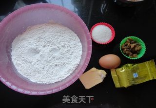 【葡萄干卷面包】的做法步骤：1