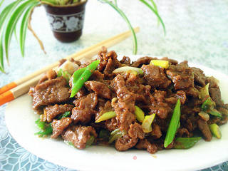 葱爆羊肉的做法步骤:8