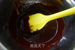 蓝莓奶酪布朗尼蛋糕的做法步骤:2