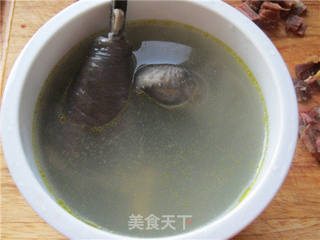 花旗参炖乌鸡的做法步骤:6