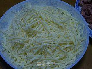 白玉菇牛肉披萨的做法步骤:4