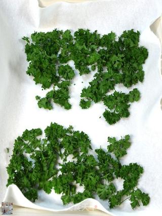 自制欧芹粉(巴西里粉)的做法步骤:32