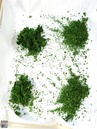 自制欧芹粉(巴西里粉)的做法步骤:33