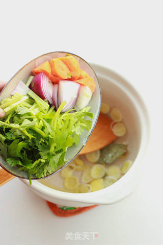 【番茄炖牛腩】的做法步骤:2