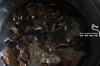 芥香黑木耳的做法步骤：1