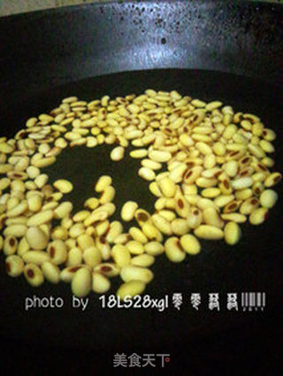 蜜黄豆——DIY甜蜜小吃的做法步骤:3