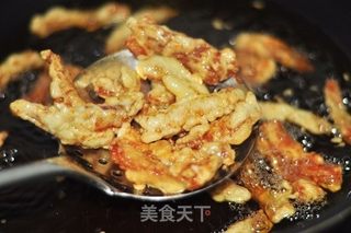 糖醋里脊的做法步骤:4