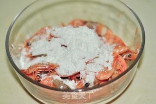 干锅香辣北极虾的做法步骤:2