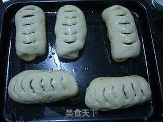 核桃果仁面包的做法步骤:10