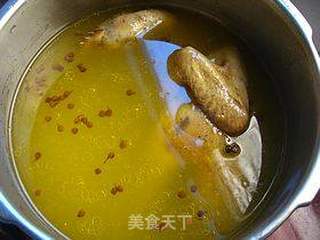 当归红参炖母鸡的做法步骤:5