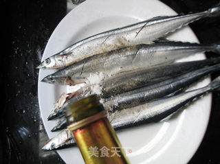 香柠秋刀鱼---挑逗你胃蕾的秋刀鱼做法的做法步骤:7