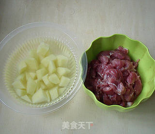 土豆粉蒸肉的做法步骤:3