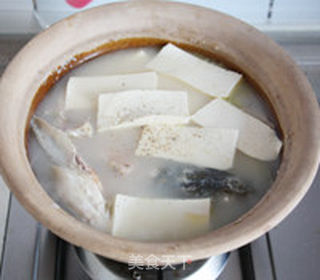 砂锅鱼杂豆腐煲的做法步骤:8