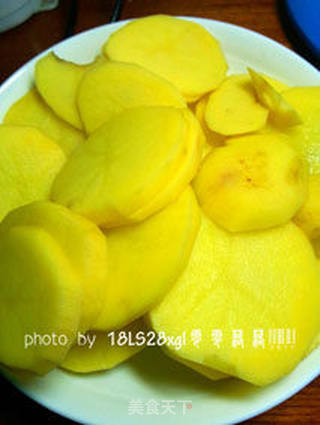 开胃干锅土豆片的做法步骤:2