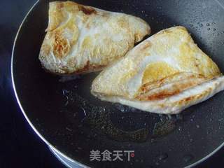 酸辣开胃---冬阴功浸鱼腩的做法步骤:6
