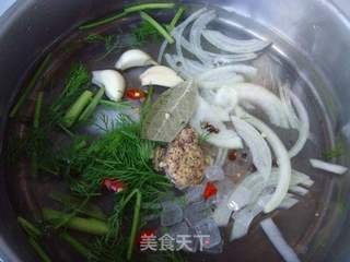 酸甜爽口---俄式酸黄瓜的做法步骤:4