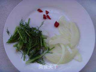 酸甜爽口---俄式酸黄瓜的做法步骤:3