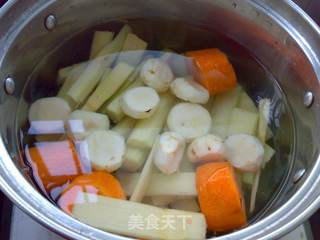 甘蔗马蹄露的做法步骤:2